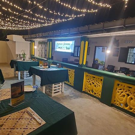 Green House Inn Тринкомалі Екстер'єр фото